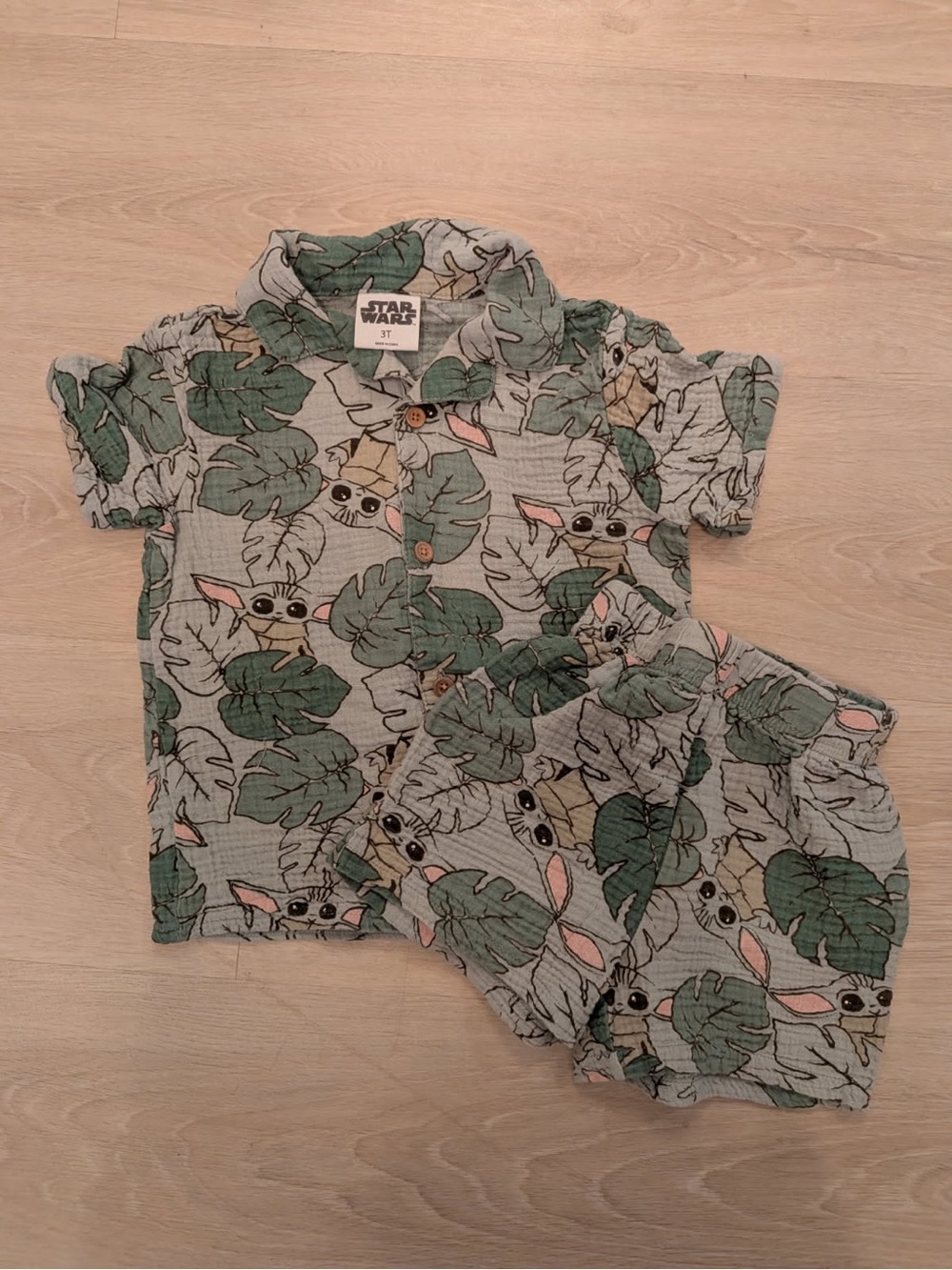 Star Wars Yoda Leaf Print Kids Set in Green and Gray